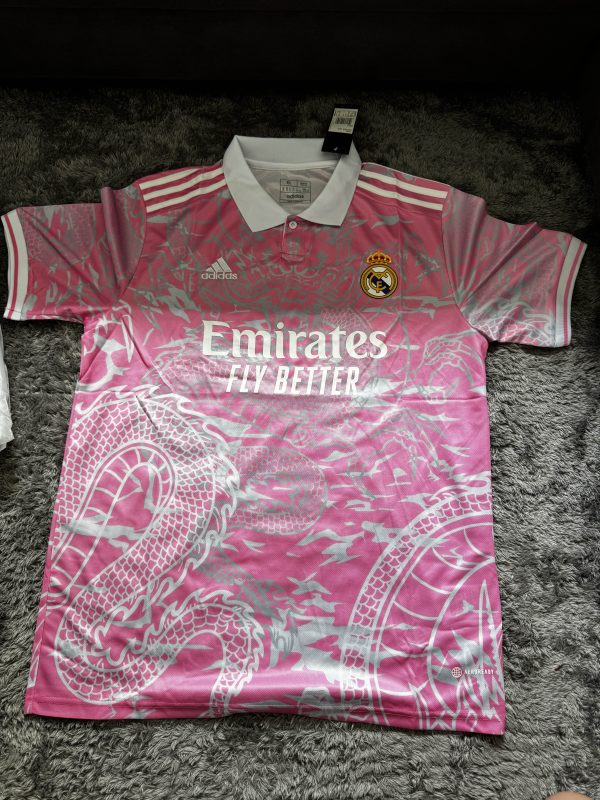 Real Madrid "Drache" Pink 24/25